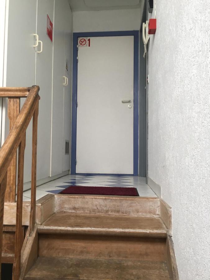 דירות ברוז' Yangs Garden מראה חיצוני תמונה